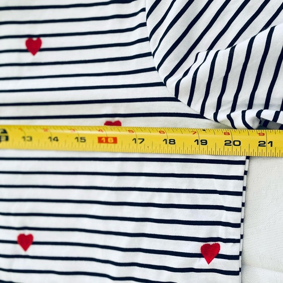 ❤️ Valentine❣️Women’s Top, size L, Hearts & Stripes Long Sleeve NWT - Picture 4 of 6